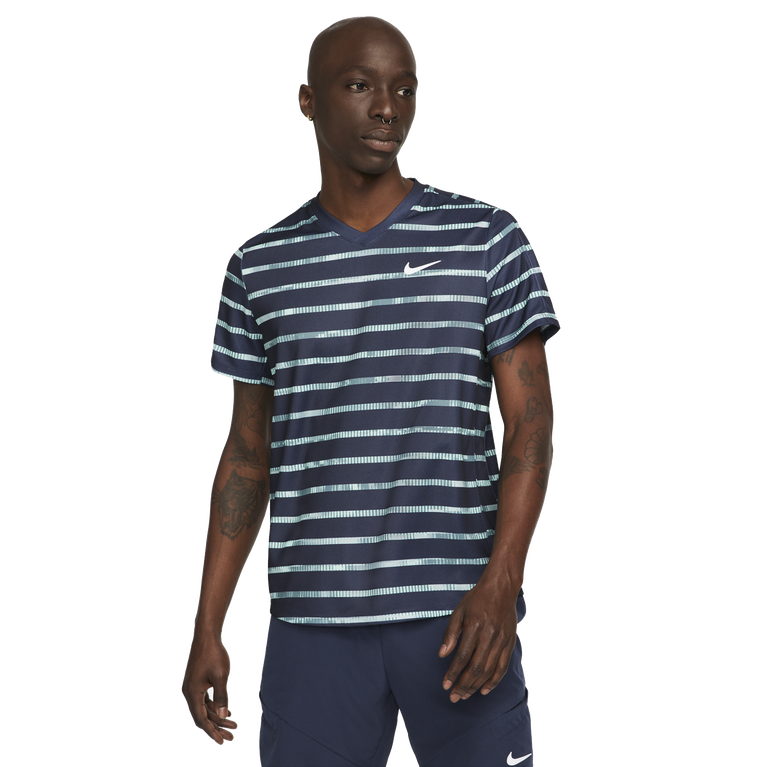 Dri-FIT Victory Digi Stripe Print Men&#39;s Tennis T-Shirt