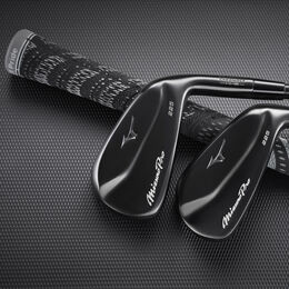 Pro 225 Special Edition Black Irons w/ Steel Shafts