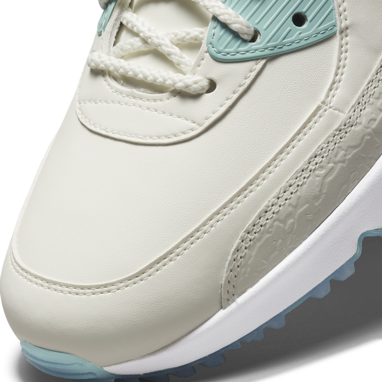 nike white green sneakers
