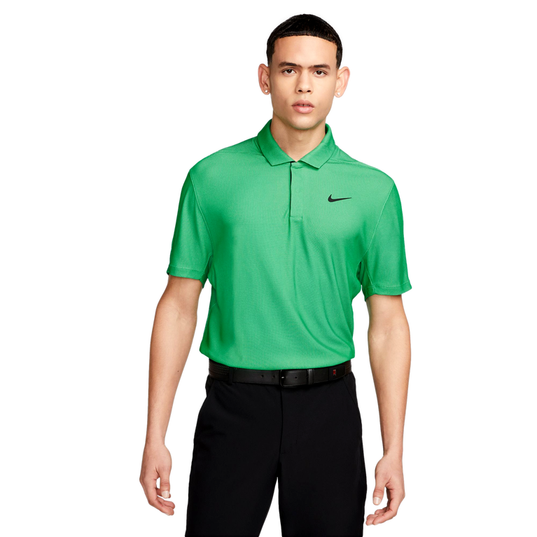 Tiger nike golf sales shirts