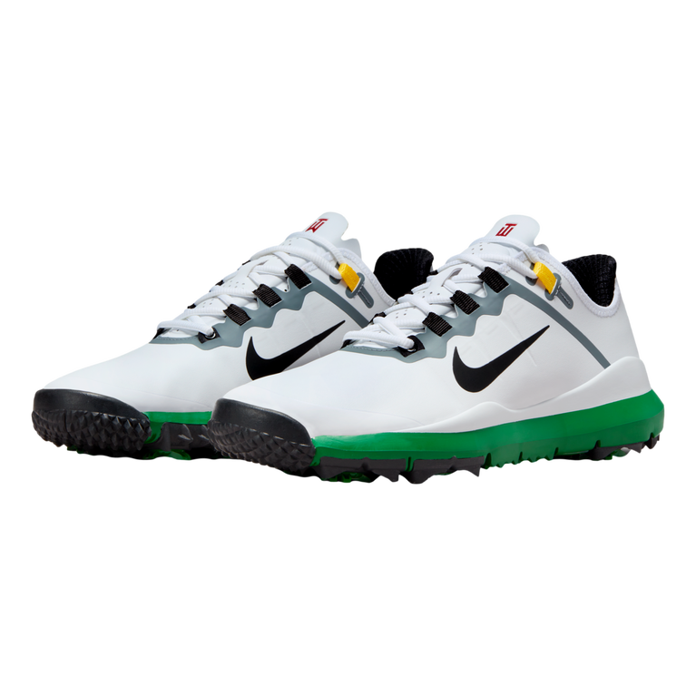 tiger woods 15 golf shoes
