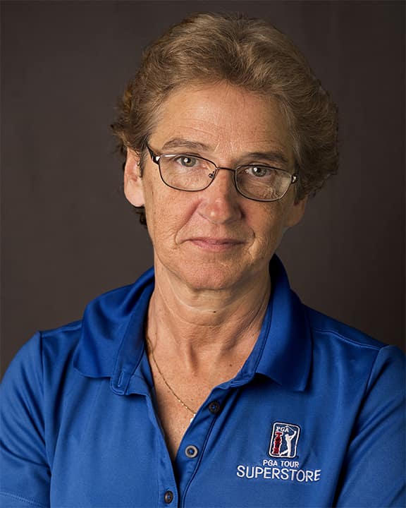 Cindy Dzuro Headshot