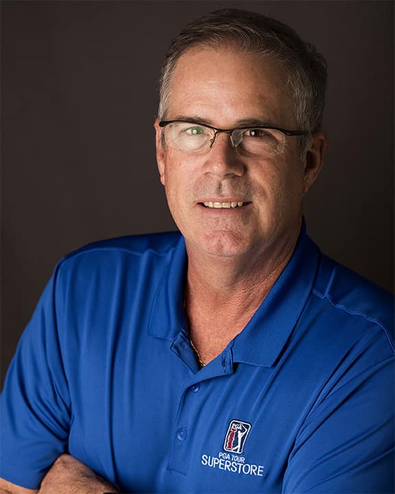 Kelly Olohan Headshot