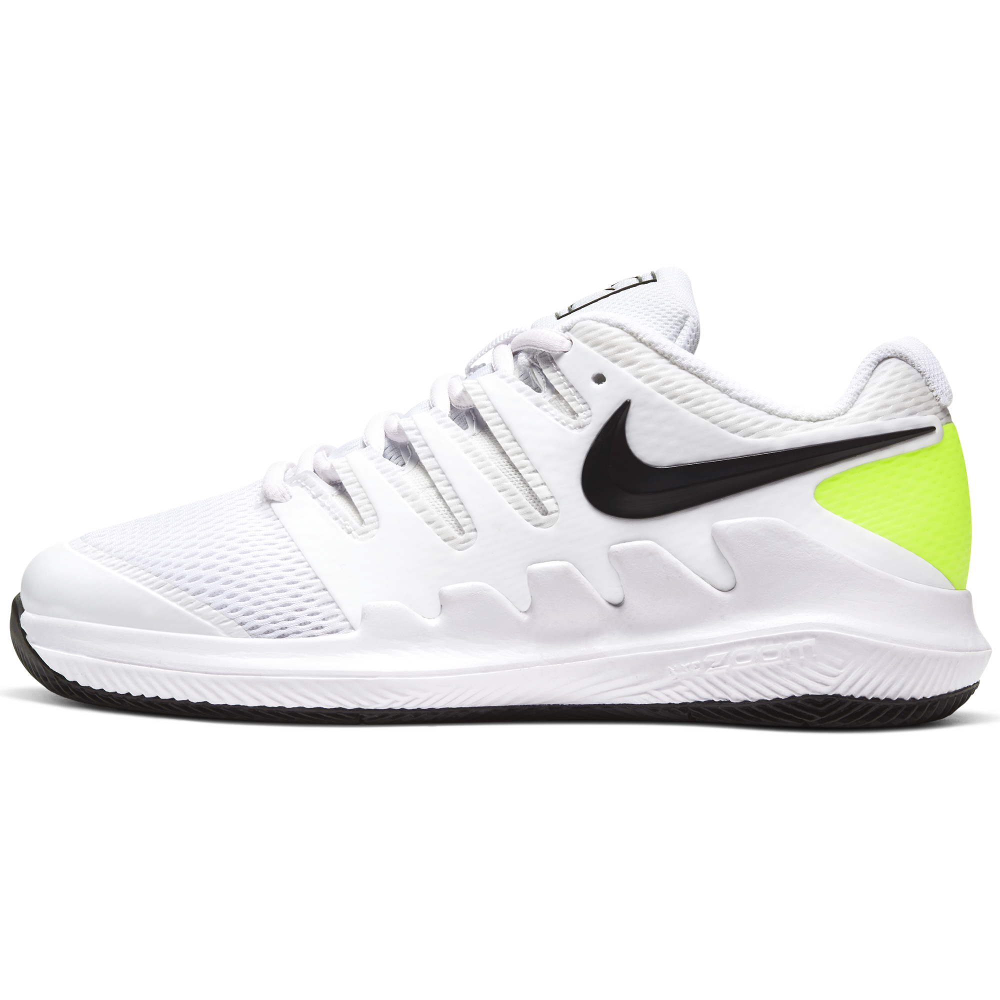 boys white tennis shoes